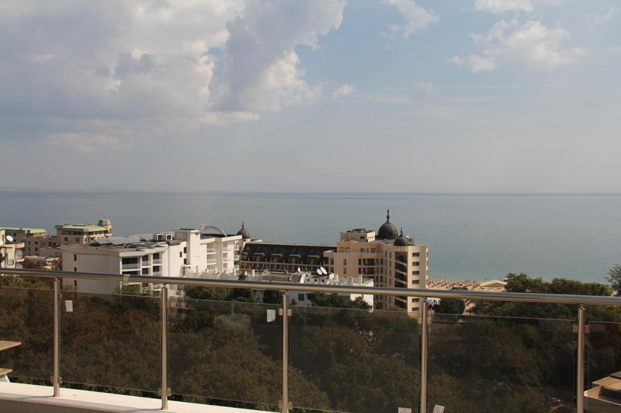 Ivtour Apartments In Yalta Complex Zlate písky Exteriér fotografie